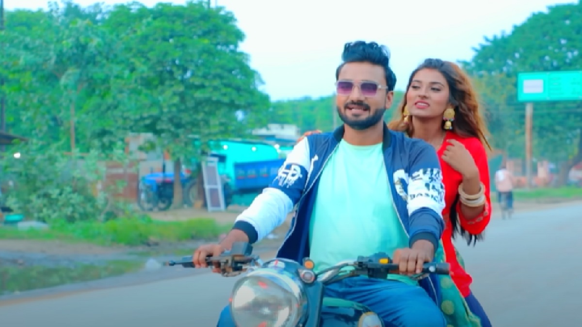 विनय पांडे और शिल्पी राज के इस गाने ने यूट्यूब पर मचाया तहलका, वीडियो को मिले 350 मिलियन से भी ज्यादा व्यूज