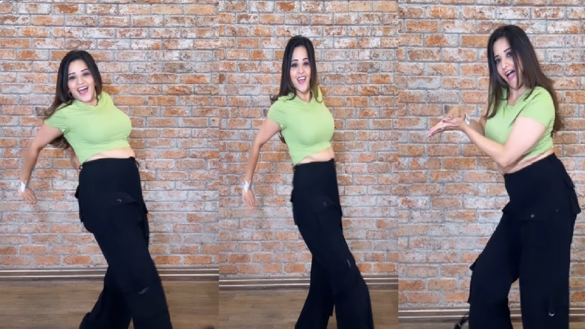 Monalisa Dance Video: क्रॉप टॉप में मोनालिसा का सिजलिंग डांस मूव देखकर हो उड़ जाएंगे होश, वीडियो मचा रहा है धूम