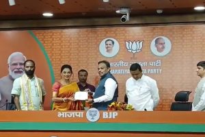 Rupali Ganguli & Ameya Joshi Joins BJP : टीवी की ‘अनुपमा’ रूपाली गांगुली और ज्योतिषी अमेय जोशी ने थामा बीजेपी का दामन