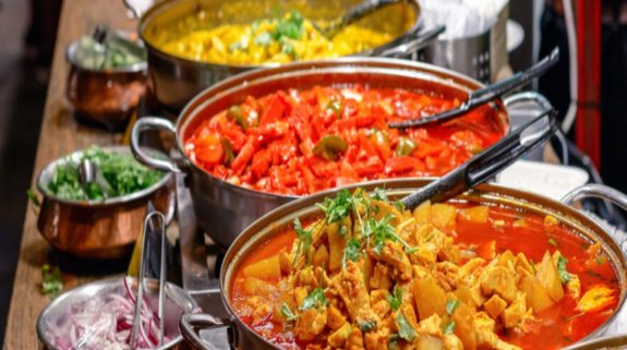 Pakistan One Dish Policy: पाकिस्तान में आटा की कीमत 800 रुपए किलो पहुंची, पूर्व पीएम नवाज शरीफ की सीएम बेटी मरयम ने पंजाब में लागू की ‘एक डिश नीति’!