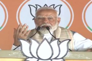 PM Modi Attacks Congress: ‘ये नया भारत डोजियर नहीं देता घर में घुसकर मारता है’, पलामू की जनसभा में पीएम मोदी बोले- आतंकी हमले पर कांग्रेस की सरकार दुनियाभर में रोती थी