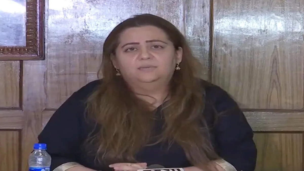 Radhika Kheda’s Allegations Against Congress : कांग्रेस से इस्तीफा देने के बाद राधिका खेड़ा ने पार्टी नेताओं पर लगाए ये गंभीर आरोप, जानिए किसका-किसका लिया नाम