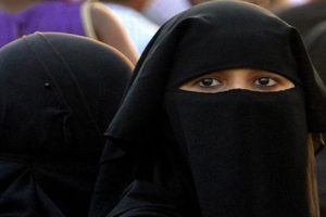 Tajikistan Bans Hijab : 90 फीसदी मुस्लिम आबादी फिर भी ताजिकिस्तान ने हिजाब पर लगा दिया बैन