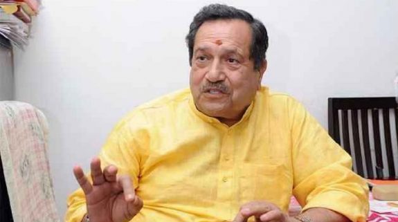 RSS Leader Indresh Kumar On Disputed Religious Sites: ‘काशी, मथुरा, संभल जैसे विवादित स्थल हिंदुओं को सौंप दें मुसलमान…कब्जा और हिंसा इस्लाम के खिलाफ’, आरएसएस नेता इंद्रेश कुमार की अपील