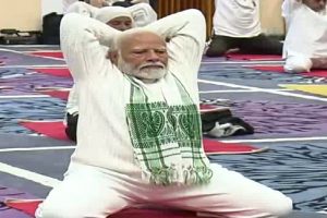 PM Modi At Yoga Day Programme: अंतरराष्ट्रीय योग दिवस पर पीएम मोदी ने योग की महत्ता बताई, कहा- अब ये पर्यटन का भी बना जरिया