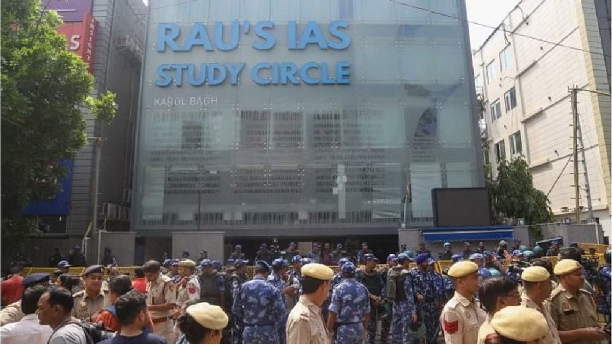 Delhi Coaching Center Accident Accused Not Granted Bail : दिल्ली कोचिंग सेंटर हादसे में एसयूवी चालक और चार अन्य आरोपियों को जमानत देने से कोर्ट का इनकार