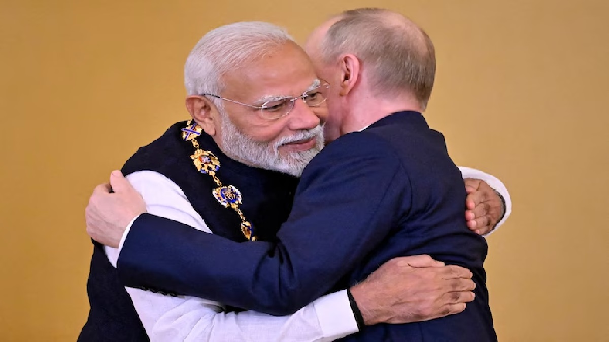 India-US Relations: PM मोदी की रूस यात्रा पर अमेरिका ने खड़े किए सवाल, भारतीय विदेश मंत्रालय ने ऐसे जमकर लगाई क्लास, USA हमेशा रखेगा याद