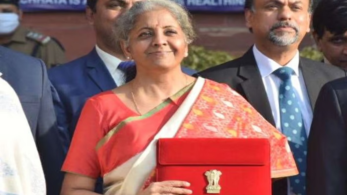 Big Benefits For Youth In The Budget : बजट में युवाओं के लिए कई बड़ी सौगातें, शिक्षा से लेकर पहली नौकरी तक सरकार देगी बेनिफिट