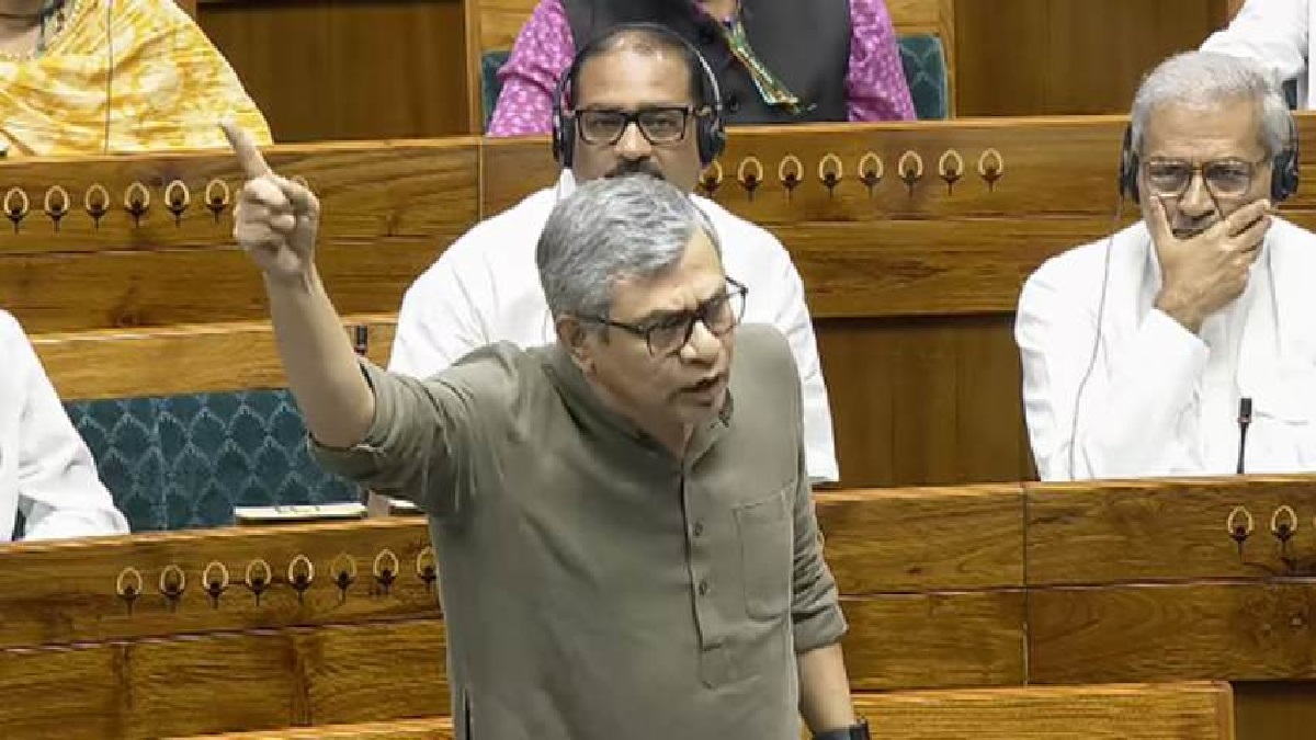 Railway Minister Ashwini Vaishnav Got Angry : हम रील बनाने वाले नहीं काम करने वाले लोग…जब रेल मंत्री अश्विनी वैष्णव को आया गुस्सा