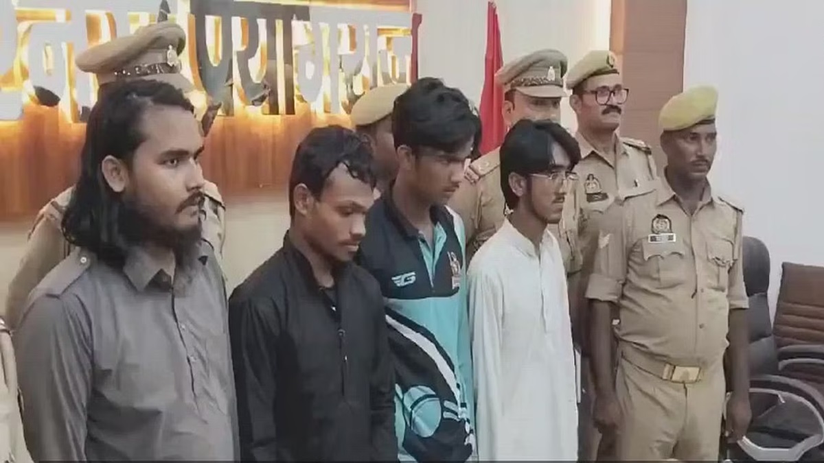 Gang Printing Fake Currency Busted In Prayagraj : मदरसे में छाप रहे थे नकली नोट, प्रयागराज पुलिस ने गैंग के चार सदस्यों को दबोचा