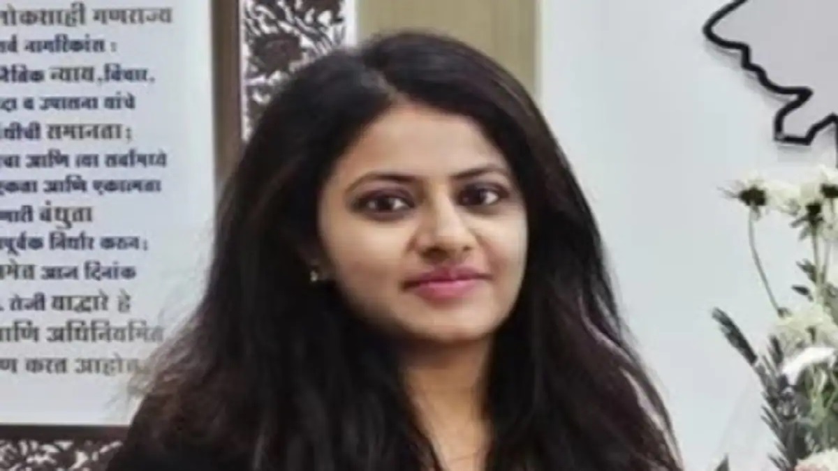 Pooja Khedkar’s Interim Bail Plea Rejected : पूजा खेडकर की अंतरिम जमानत याचिका खारिज, कोर्ट ने क्राइम ब्रांच को जांच का दायरा बढ़ाने का दिया निर्देश