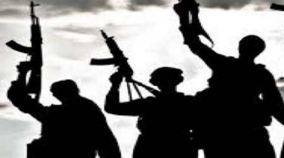 Massacre In Balochistan : पाकिस्तान के बलूचिस्तान में बस से उतारकर 9 लोगों की हत्या, हमलावरों ने पहचान पत्र देखकर मारा