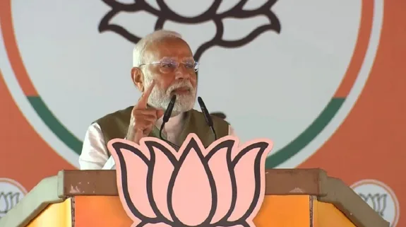 PM Narendra Modi’s Rally In Srinagar : जम्मू-कश्मीर में पहली बार दहशतगर्दी के साए के बिना हुई वोटिंग, श्रीनगर में बोले पीएम नरेंद्र मोदी