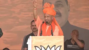 Yogi Adityanath Lashed Out At Pakistan : 75 वर्ष बहुत जी लिया पाकिस्तान, अब उसका समय आ गया…अयोध्या की धरती से योगी ने चलाए शब्दबाण