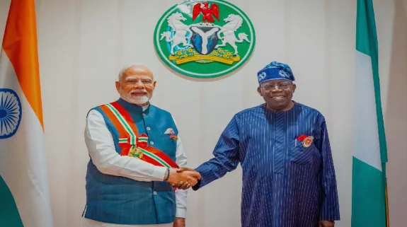 PM Narendra Modi Gave Special Gift To President Of Nigeria : पीएम नरेंद्र मोदी ने नाइजीरिया के राष्ट्रपति को उपहार में दिया सिलोफर पंचामृत कलश, जानिए क्या है इसकी खासियत