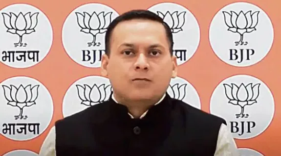 Amit Malviya Targets Arvind Kejriwal On Mahila Samman Yojana : झूठ बोल कर महिलाओं से भरवा रहे फॉर्म, महिला सम्मान योजना पर अमित मालवीय का अरविंद केजरीवाल पर निशाना