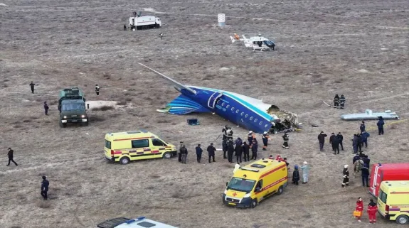 Azerbaijan Airlines Plane Crash : फ्लाइट रडार का दावा, क्रैश हुए अजरबैजान एयरलाइंस के विमान का जीपीएस किया गया था जाम!