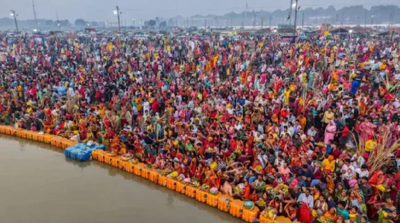 बहुसंख्यक हिन्दुओं के धार्मिक आयोजनों पर अक्सर विवादास्पद बयान देकर विपक्ष आखिर क्यों उनकी आस्था और विश्वास पर चोट पहुँचाता है !