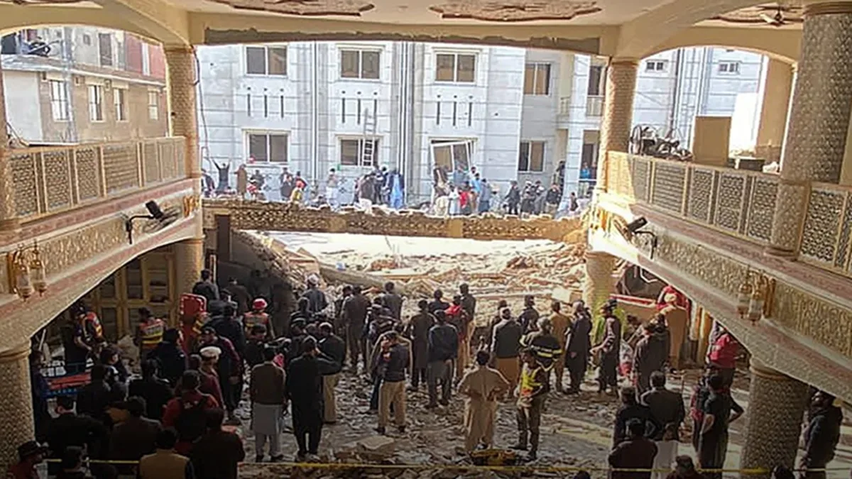 Bomb Blast In Pakistan’s Mosque Before Ramzan : रमजान से पहले पाकिस्तान की मस्जिद में बम धमाका, मौलाना हमीदुल हक हक्कानी के मारे जाने की आशंका