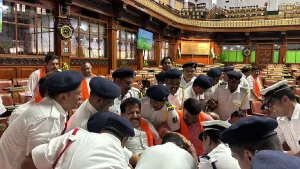 18 BJP MLAs Suspended From Karnataka Assembly : कर्नाटक विधानसभा से बीजेपी के 18 विधायकों को आखिर क्यों किया गया निलंबित? विस अध्यक्ष का क्या है कहना