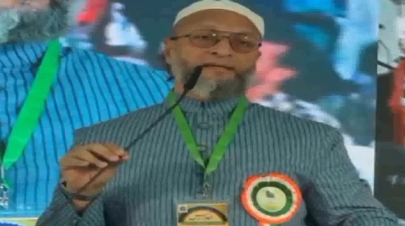 Asaduddin Owaisi Taunts Shehbaz And Munir: असदुद्दीन ओवैसी ने पाकिस्तान के पीएम शहबाज शरीफ और जनरल आसिम मुनीर पर कसा तंज, जानिए चीन का नाम लेकर क्या कहा?