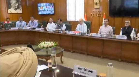 Amit Shah’s Meeting With Chief Ministers Of Border States : अमित शाह की सीमावर्ती राज्यों के मुख्यमंत्रियों के साथ बैठक, ऑपरेशन सिंदूर के बाद सुरक्षा उपायों पर चर्चा