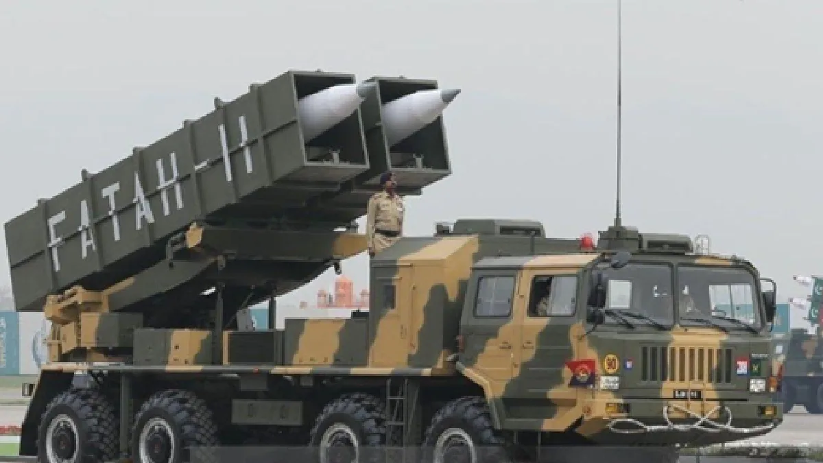 Pakistan Fatah Missile Test: पाकिस्तान की सेना लगातार कर रही उकसाने वाली गतिविधि, अब्दाली के बाद अब फतह मिसाइल का किया परीक्षण