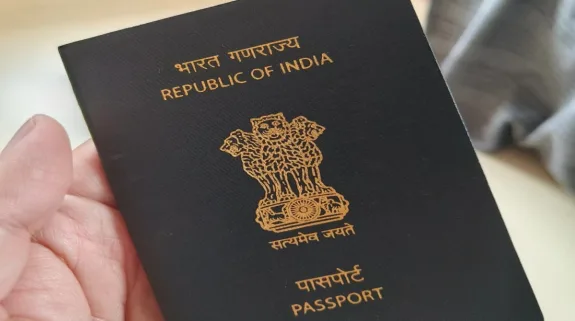 What Is E-Passport Launched By India In Hindi: क्या है ई-पासपोर्ट जिसे भारत ने किया लॉन्च?, जानिए इससे आपको किस तरह होगा फायदा