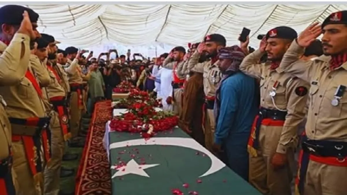 Pakistan Admitted Loss : पाकिस्तान ने किया कबूल, भारत के जवाबी हमले में 11 जवान मारे गए, 78 घायल
