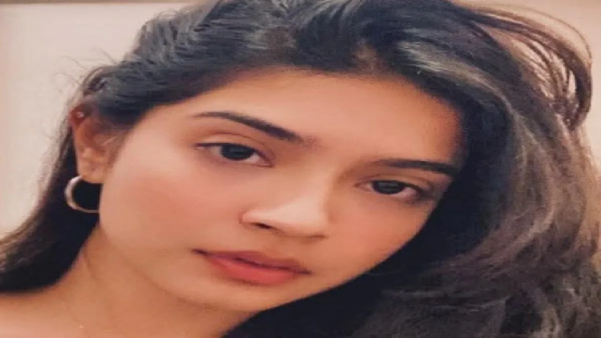 Who Is Sharmistha Panoli Arrested By Kolkata Police In Hindi: जानिए कौन हैं शर्मिष्ठा पनोली और किस आरोप में कोलकाता पुलिस ने किया गिरफ्तार?, सोशल मीडिया पर हो रही चर्चा