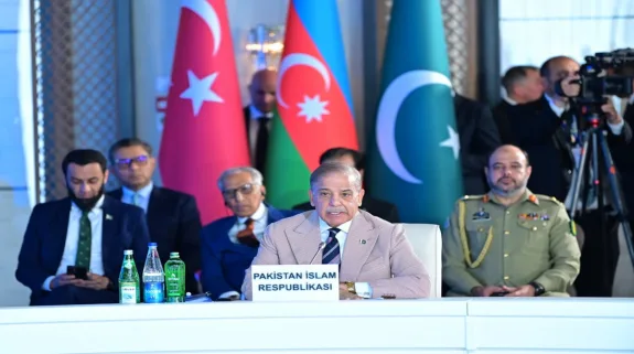 Pakistan Wants Talk With India To Curb Terrorism: ऑपरेशन सिंदूर से थर-थर कांप रहा पाकिस्तान!, एक हफ्ते में दूसरी बार शहबाज शरीफ बोले- आतंकवाद मिटाने पर भारत से बात करना चाहते हैं