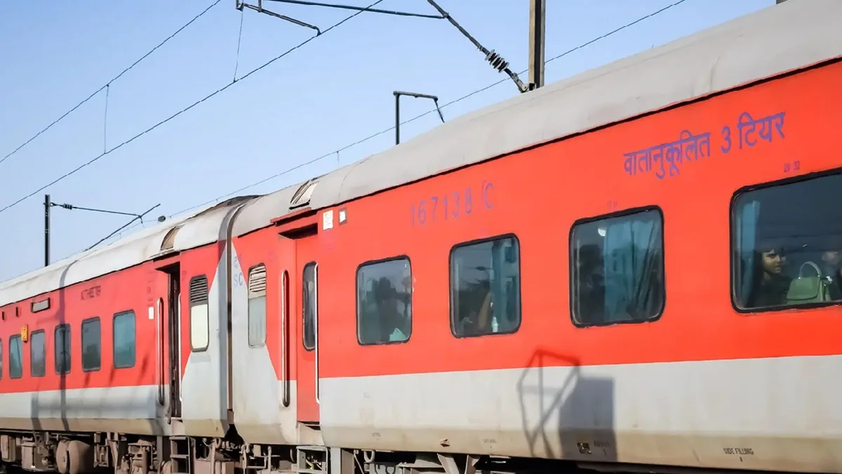 Trains Will Not Run At Night In Border Areas : जम्मू-पंजाब के सीमावर्ती क्षेत्रों में रात को नहीं चलेंगी ट्रेनें, मौजूदा हालात के चलते लिया गया फैसला