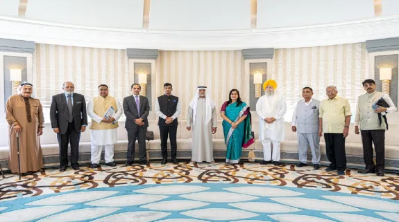 India’s All-Party Delegation Meets UAE Leaders : आतंकवाद पूरी दुनिया के लिए खतरा, इसके खिलाफ लड़ाई में हम भारत के साथ, ऑपरेशन सिंदूर वाले सर्वदलीय प्रतिनिधिमंडल संग बैठक के बाद बोला यूएई