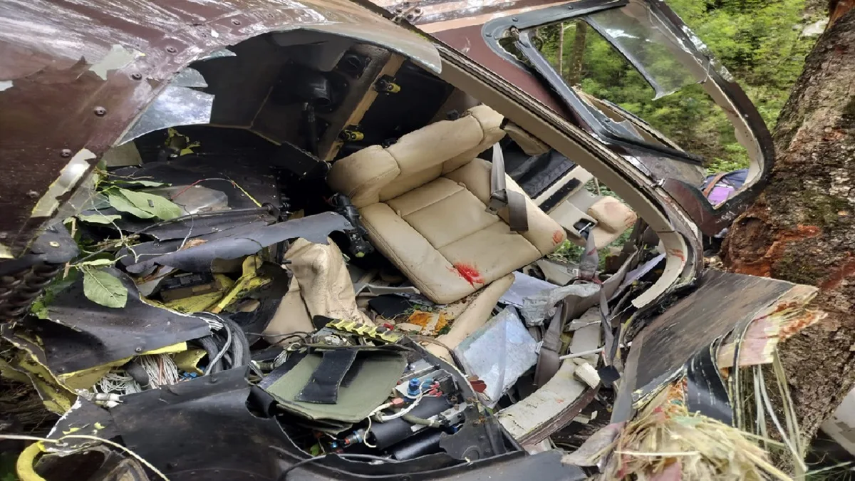 Helicopter Crash In Uttarkashi : उत्तरकाशी में हेलीकॉप्टर क्रैश, 5 लोगों की मौत, 2 गंभीर घायल, क्या थी हादसे की वजह?