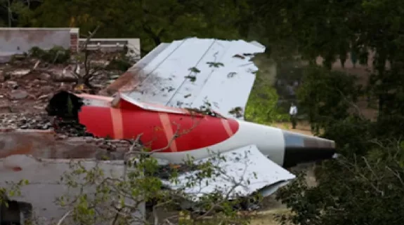 Air India Plane Crash: अहमदाबाद में हादसे का शिकार हुए एयर इंडिया विमान के ब्लैक बॉक्स का डेटा निकालकर जांच शुरू, हादसे में 241 यात्रियों समेत 275 ने गंवाई थी जान