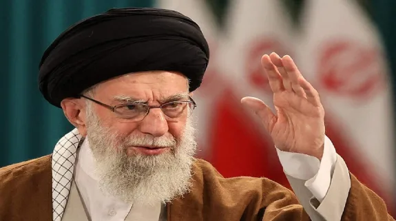 Iran Warning To US: अब ईरान ने अमेरिका को दी सीधी चेतावनी, कहा- इजरायल से जारी युद्ध में दखल दिया तो…