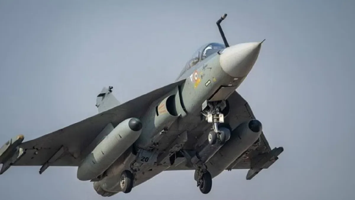 Indian Air Force Issued NOTAM For Exercise : भारतीय वायु सेना फिर कराएगी ताकत का एहसास, पाकिस्तानी सीमा के पास अभ्यास का नोटम जारी