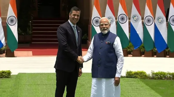 PM Narendra Modi And Paraguay President Bilateral Meeting : पीएम नरेंद्र मोदी और पैराग्वे के राष्ट्रपति के बीच द्विपक्षीय बैठक, जानिए किन मुद्दों पर हुई बातचीत