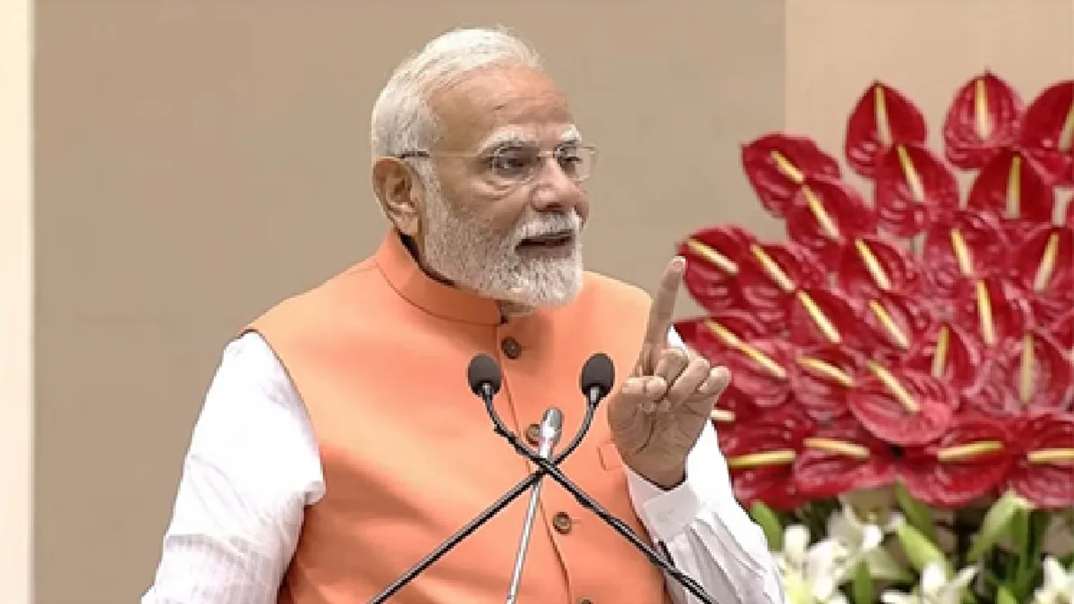 PM Narendra Modi On Operation Sindoor : भारतीयों का खून बहाने वाले आतंकवादियों के लिए कोई भी ठिकाना सुरक्षित नहीं, ऑपरेशन सिंदूर का जिक्र कर पीएम नरेंद्र मोदी की चेतावनी