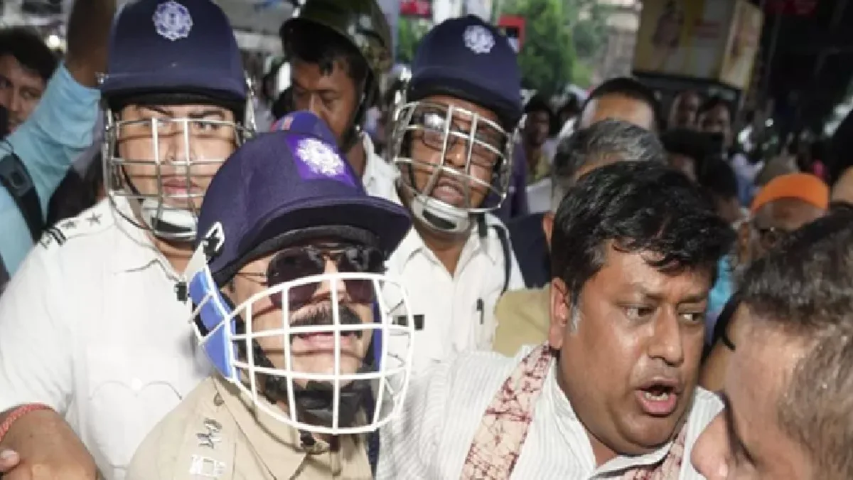 Kolkata Law Student Gangrape : कोलकाता गैंगरेप मामले में बीजेपी का ममता बनर्जी के खिलाफ प्रदर्शन, इस्तीफे की मांग, जेपी नड्डा ने बनाई जांच समिति