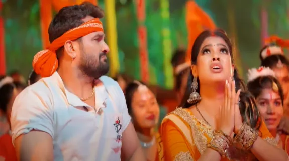 4 चिलम पीकर बाबा भोलेनाथ के दीवाने हुए खेसारी लाल यादव, नए गाने में दिखा जलवा