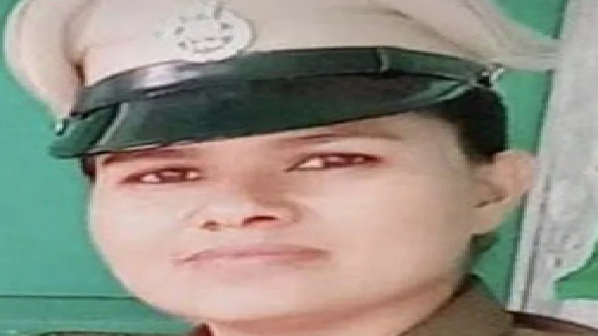 Who Is Mona Bugalia In Hindi: आरपीए में एसआई की ट्रेनिंग…वरिष्ठ अफसरों के साथ फोटो…धमकी देने की आदत, राजस्थान की मोना बुगालिया की फर्जीवाड़े की कहानी आपको चौंका देगी!