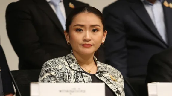 Thailand PM Paetongtarn Shinawatra Suspended : थाईलैंड की प्रधानमंत्री पेटोंगटार्न शिनावात्रा को पद से किया गया निलंबित, फोन कॉल बनी वजह